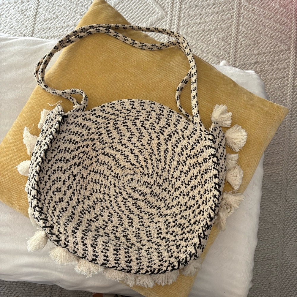 Echo Chic Black‎ and White Woven Tote beach Bag